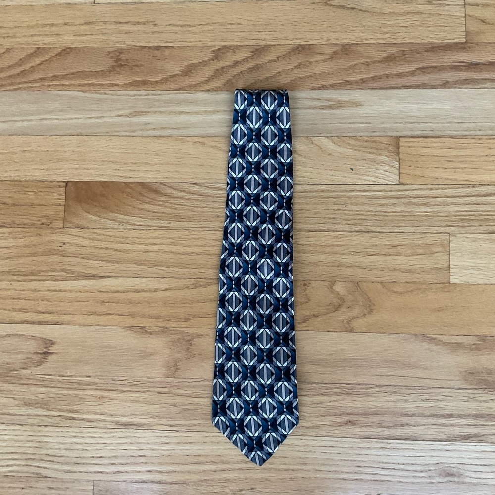 Martin Wong tie